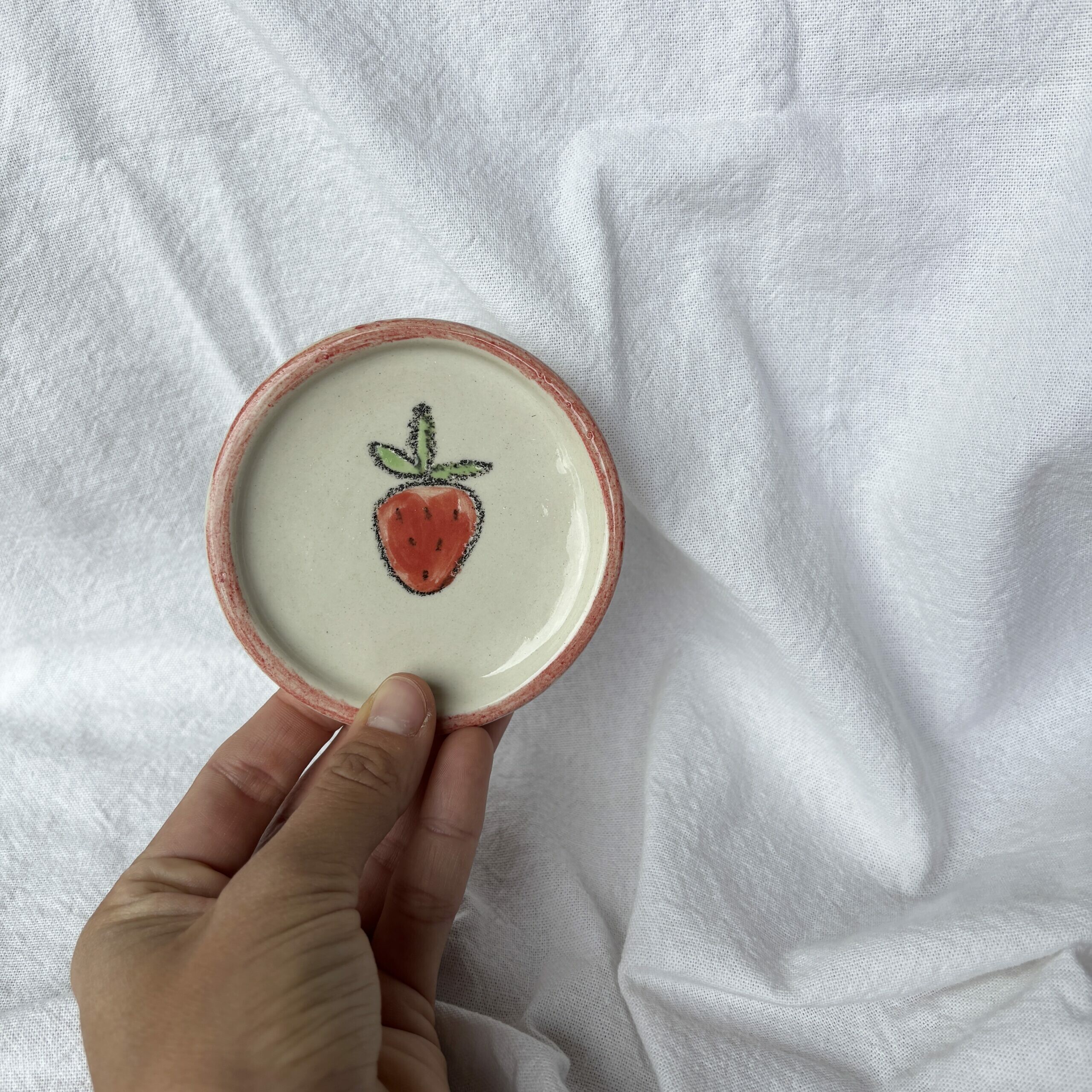 Talerzyk w truskawki 9cm