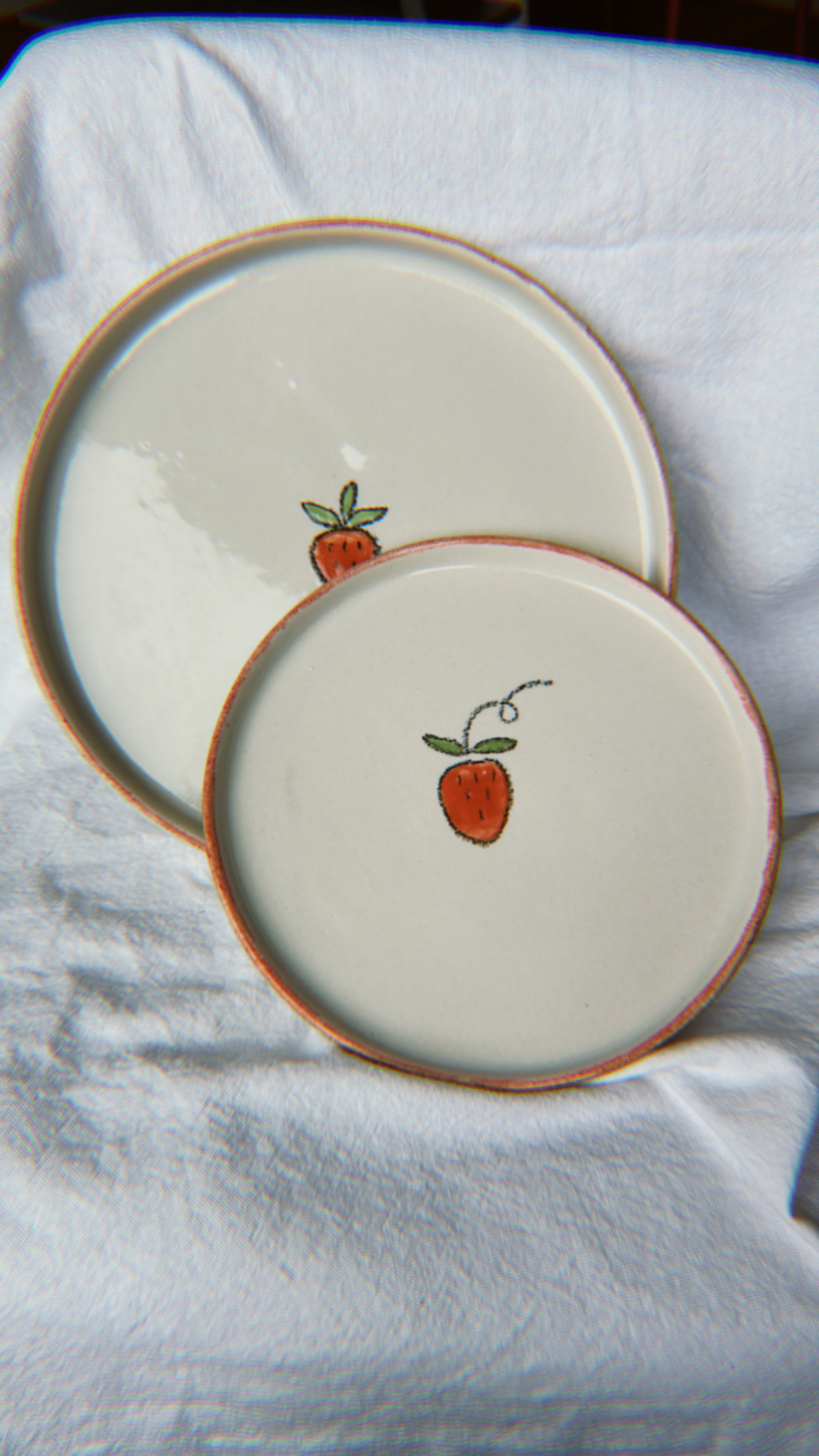 Talerz śniadaniowy w truskawki 17cm - obrazek 2