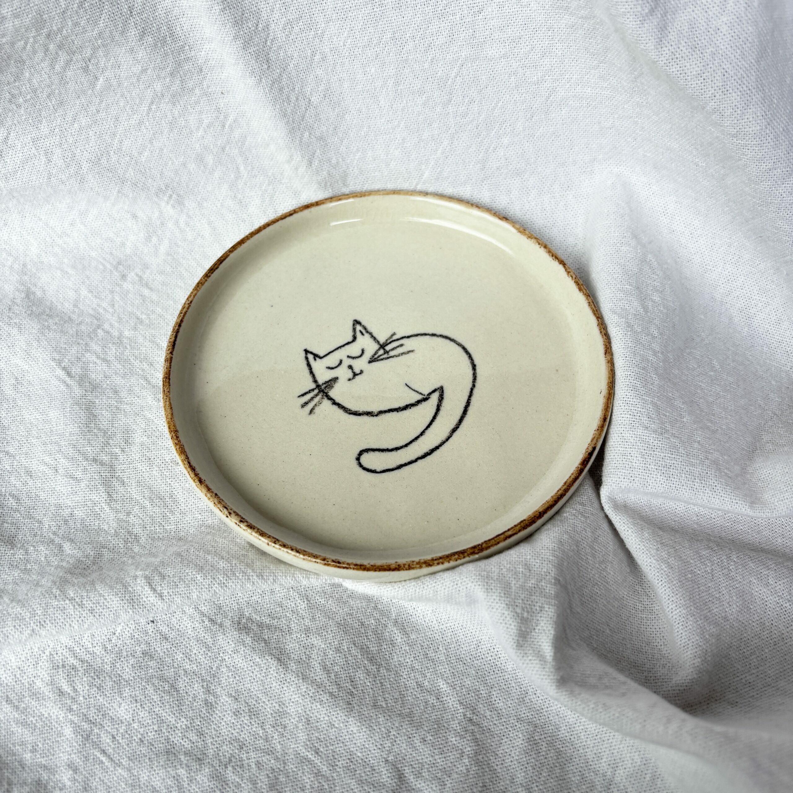 Talerzyk z kotami 11cm - obrazek 2