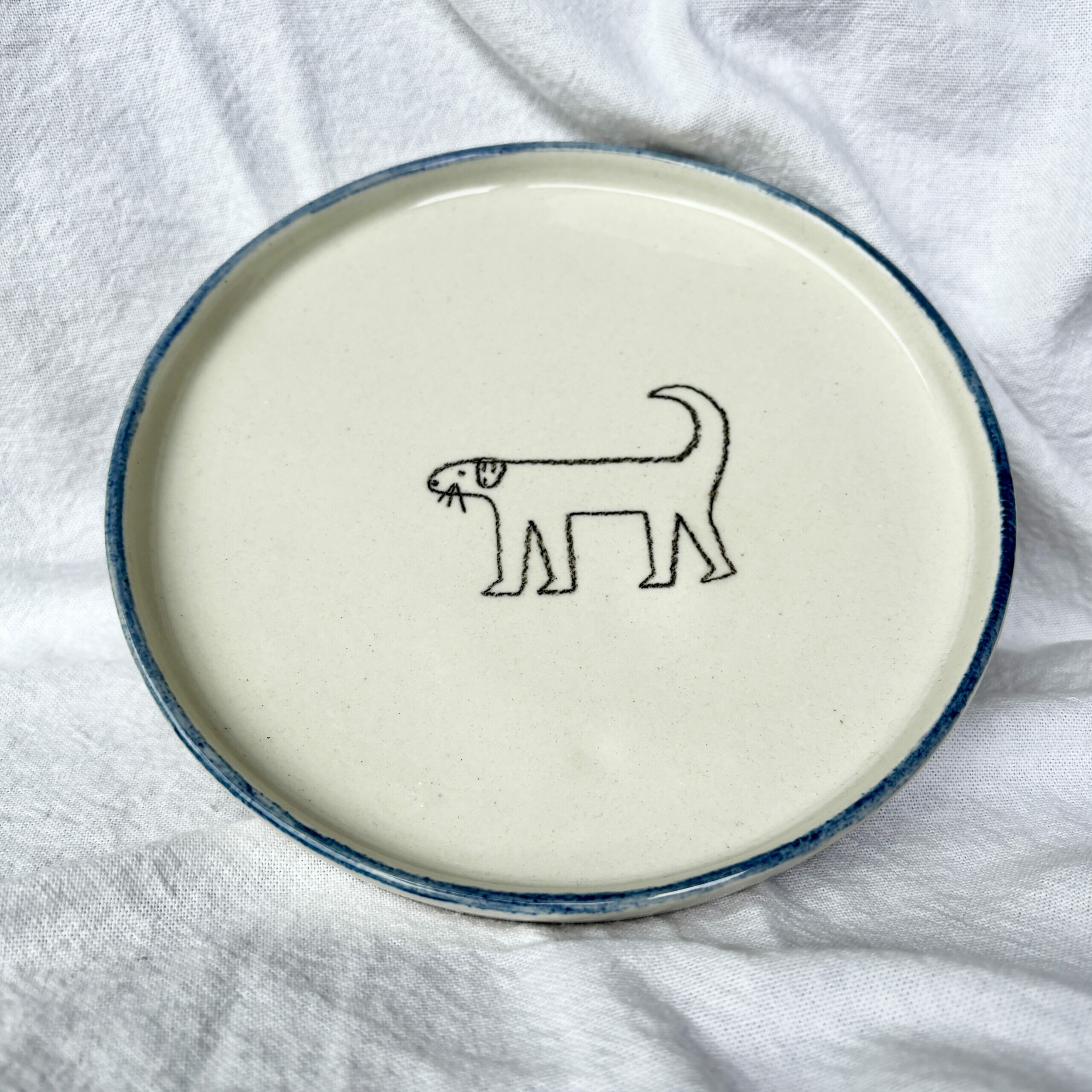 Talerz śniadaniowy piesek 17 cm - obrazek 2