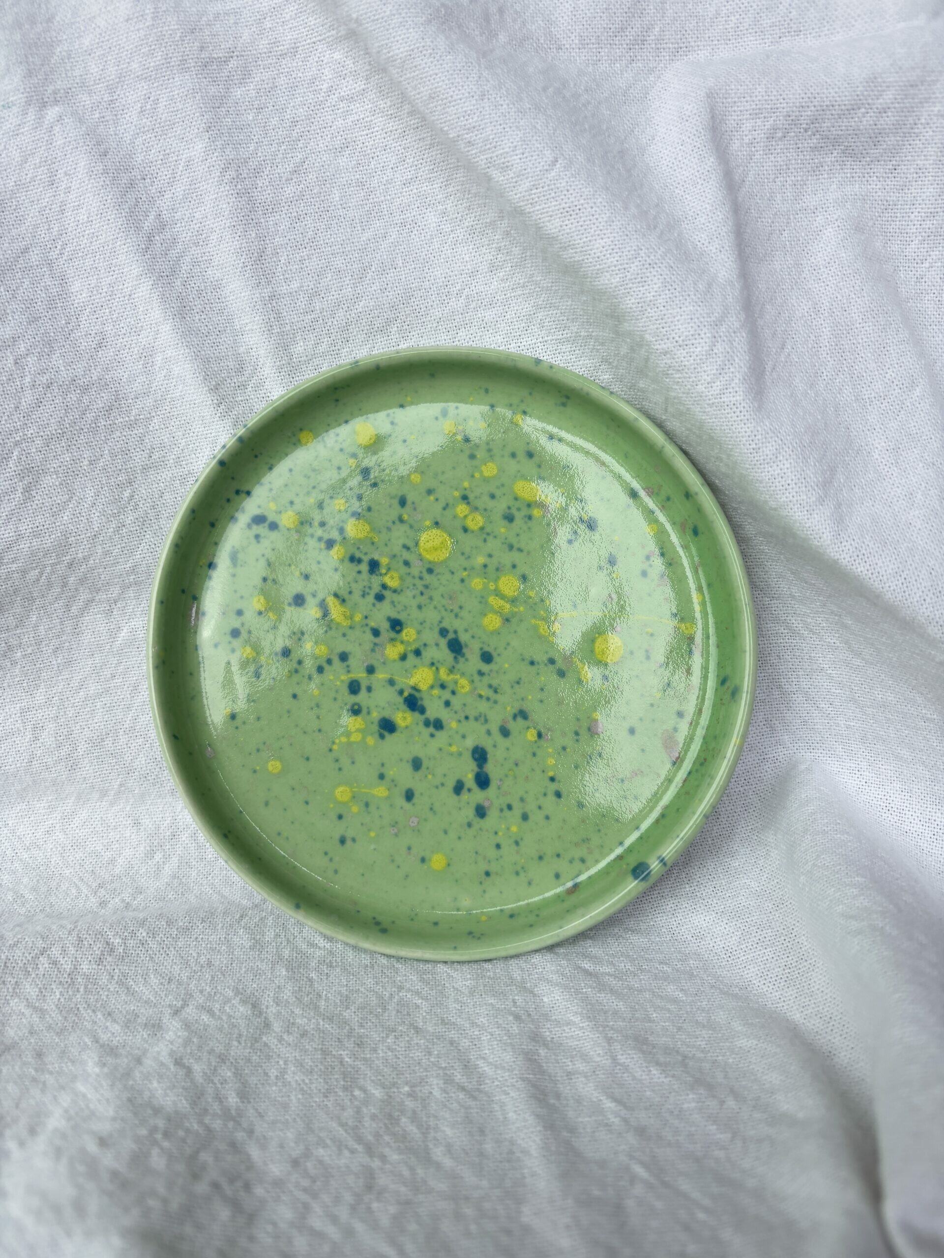 Talerzyk zielone chlapki 11cm