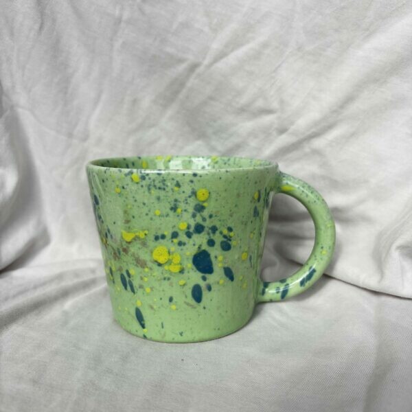 Kubek zielone chlapki z uchem 350 ml