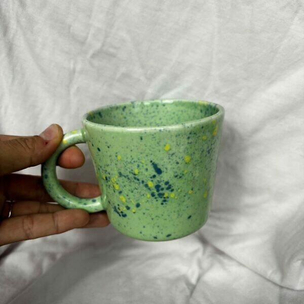 Kubek zielone chlapki z uchem 200 ml